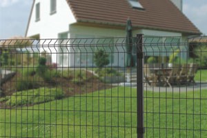 Het plaatsen van Betafence gaas en paneelhekwerk