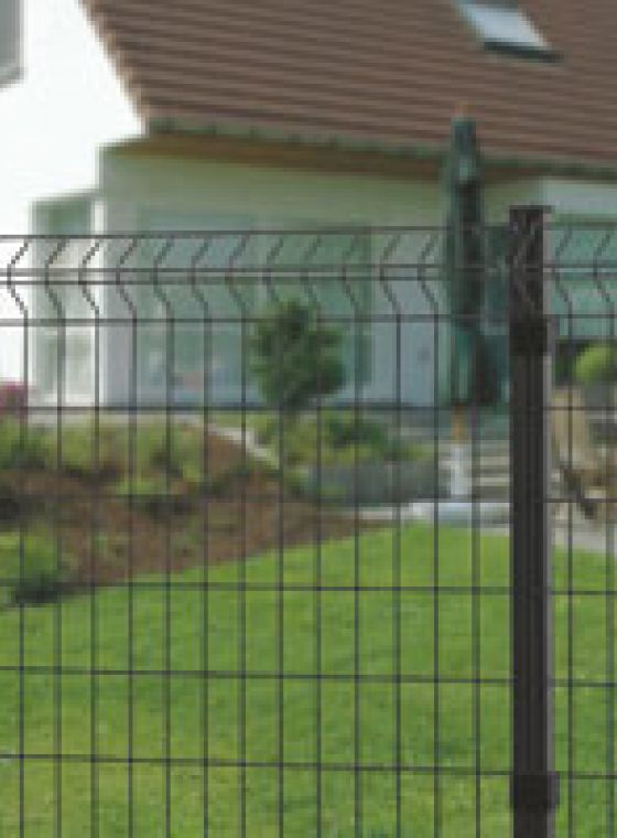 Het plaatsen van Betafence gaas en paneelhekwerk