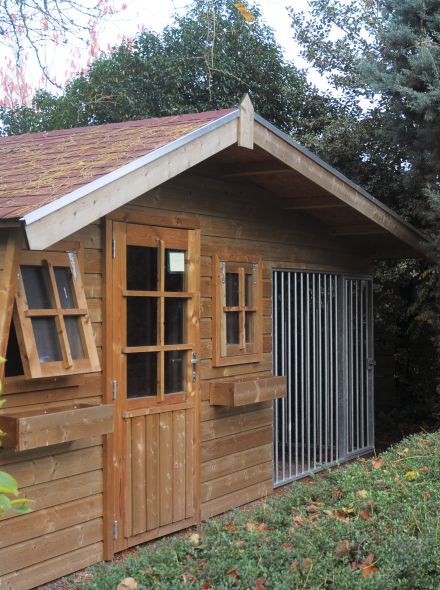 Tuinhuis 4 x 2.3 meter (Hondenkennel 2 x 2.3 meter) Bonte Specht