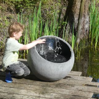 Bol Water (diameter 58 cm, 52 cm hoog, waterornament)