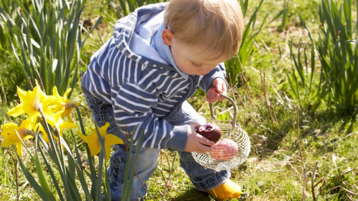 (Ouderwets) buitenspelen met Pasen in De Tuinen van Appeltern