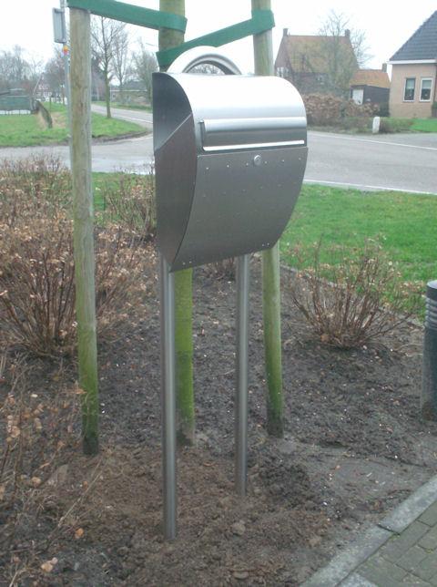 Heibi Quino met noppen RVS