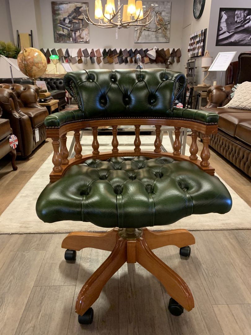 Engelse chesterfield bureaustoel groen in Nieuwstaat Engelse chesterfield bureaustoel groen in Nieuwstaat