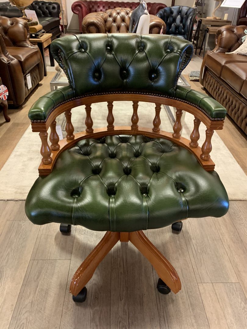 Engelse chesterfield bureaustoel groen in Nieuwstaat Engelse chesterfield bureaustoel groen in Nieuwstaat