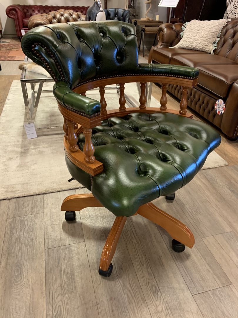 Engelse chesterfield bureaustoel groen in Nieuwstaat Engelse chesterfield bureaustoel groen in Nieuwstaat