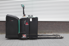 Elektrische pallettruck 2.500 kg