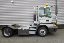 Terminal Tractor