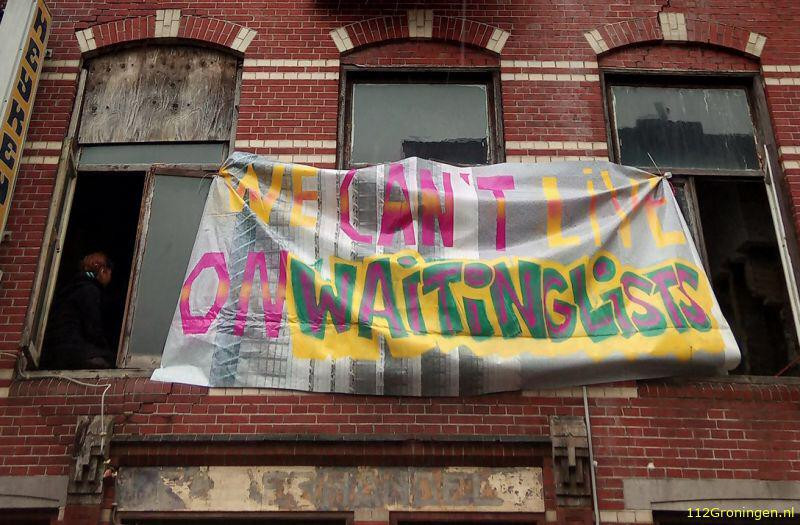 Anarchisten ondermijnen wederom de vreedzame samenleving: JOVD Groningen roept op tot hard optreden tegen de krakers van het Heykens-pand.